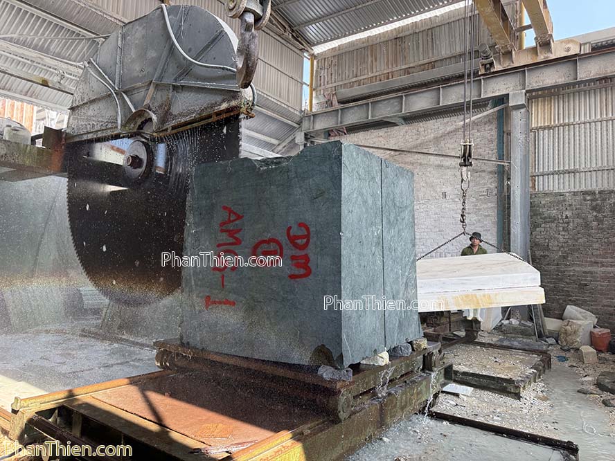 Bàn ghế đá xanh Ấn Độ - 3 ghế - BGD-41