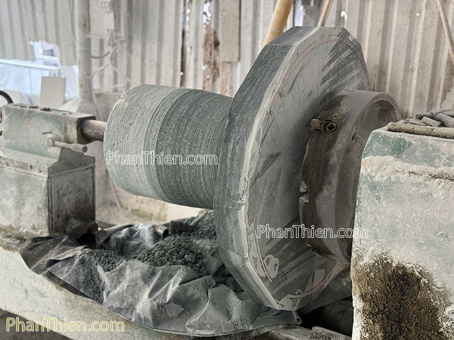 Bàn ghế đá xanh Ấn Độ - 3 ghế - BGD-41