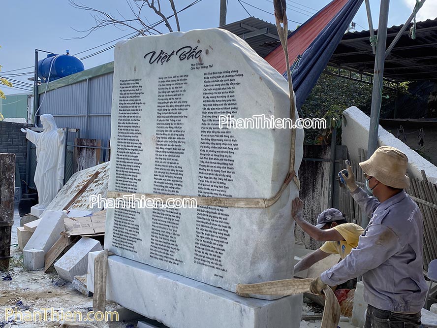 Tấm Bia Tưởng Niệm bằng đá tự nhiên -BH-4