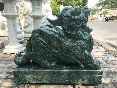 Cặp tượng Tỳ hưu bằng đá ngọc xanh Ấn Độ tự nhiên và nguyên khối (TH-16)