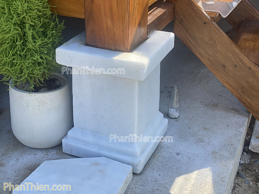 Chan tảng đá vuông kê cột nhà gỗ - DKC - 23