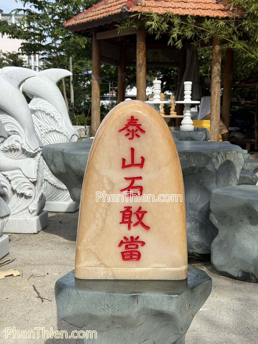 Cục đá phong thuỷ ngọc Hoàng Long trấn trạch