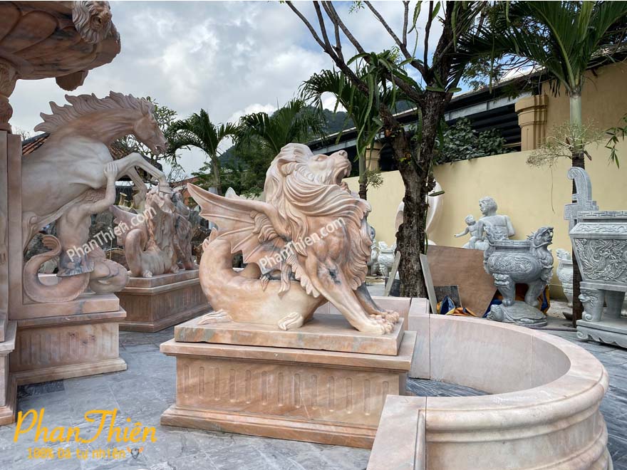 Đài Phun Nước Nghệ Thuật Đá Cà Rốt Vàng Tự Nhiên (DAI-27)