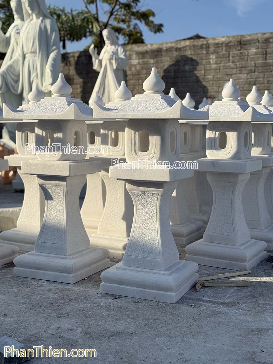 Đèn đá sân vườn tự nhiên 1m (DEN-88)