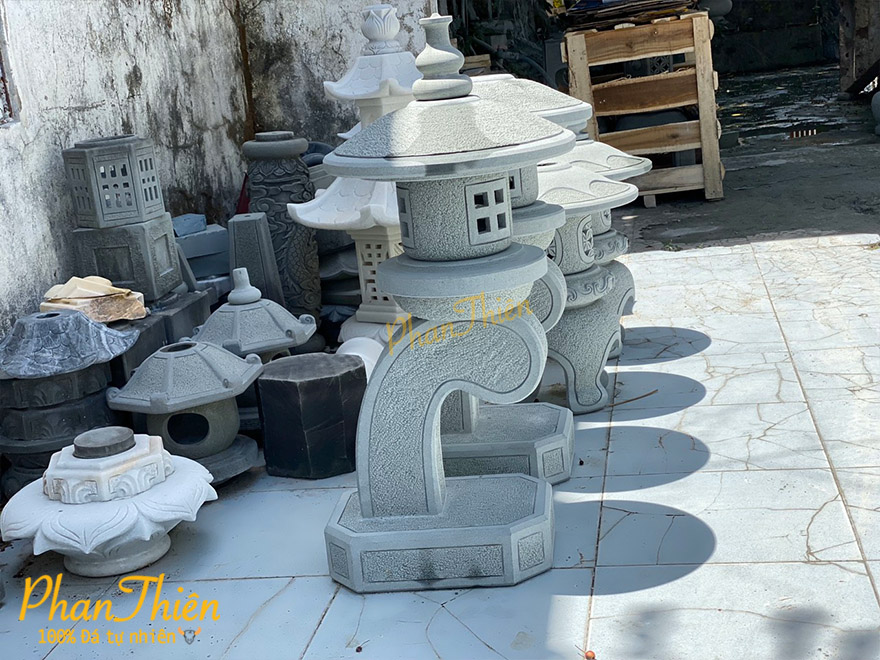 Đèn Đá Sân Vườn Chân Cong kiểu Nhật (DEN-34)