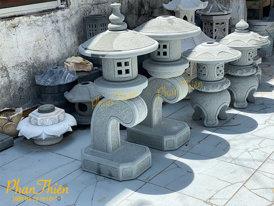 Đèn Đá Sân Vườn Chân Cong kiểu Nhật (DEN-34)