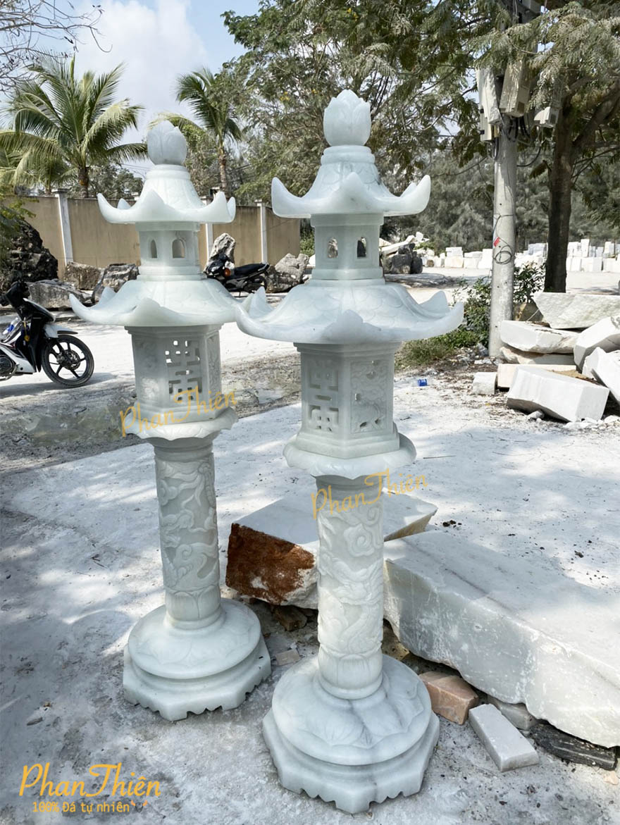 Đèn Đá trang trí sân Chùa để bên tượng Phật Cẩm Thạch Trắng Xanh (DEN-18)