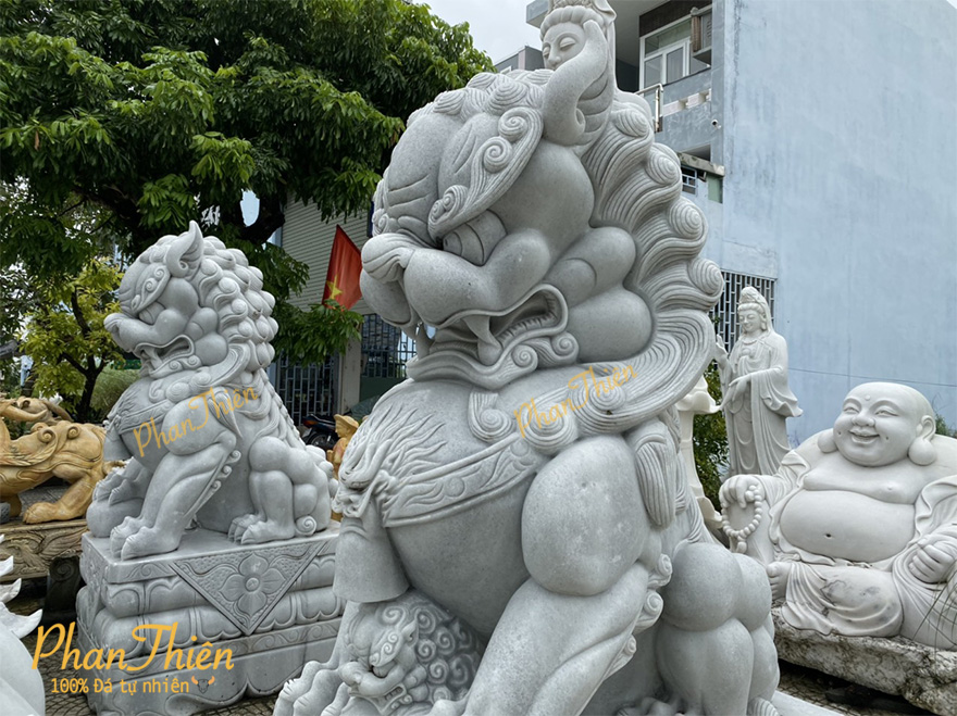 Kỳ Lân bằng Đá Cẩm Thạch Trắng Xám (KL-02)