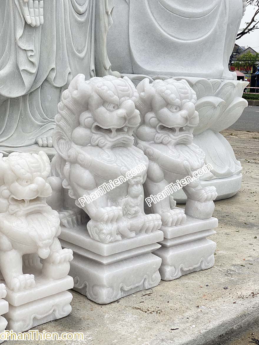 Tượng Kỳ Lân đá Phong thuỷ tự nhiên cao 60cm (KL-63)