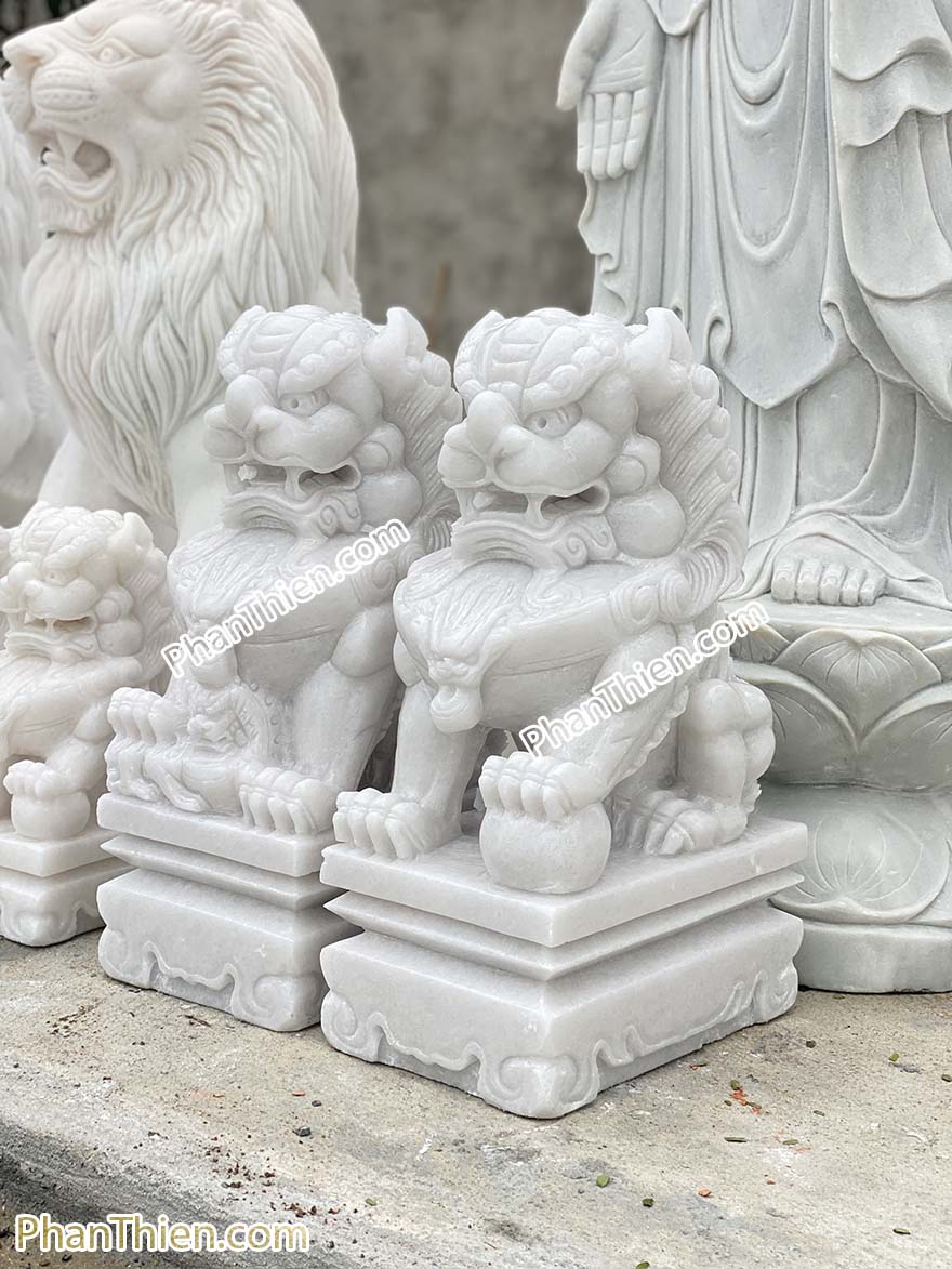 Tượng Kỳ Lân đá Phong thuỷ tự nhiên cao 60cm (KL-63)