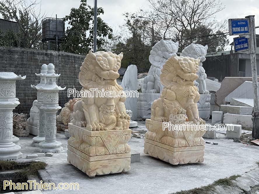 Tượng Kỳ Lân bằng đá Cà rốt tự nhiên - KL-80