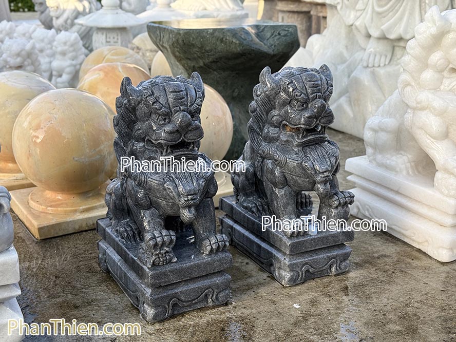 Kỳ Lân đá đen cao 40cm - KL-81