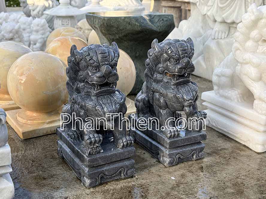 Kỳ Lân đá đen cao 40cm - KL-81