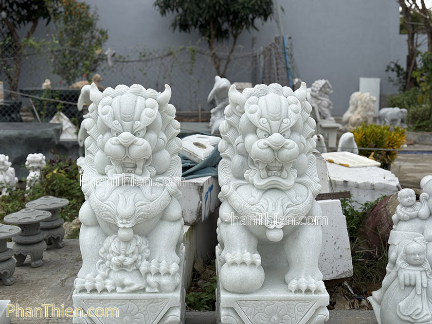 Tượng Kỳ Lân Phong thuỷ bằng đá tự nhiên 1,25m - KL-84B