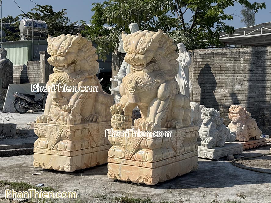 Tượng Kỳ Lân bằng đá Cà rốt tự nhiên 190cm - KL-84