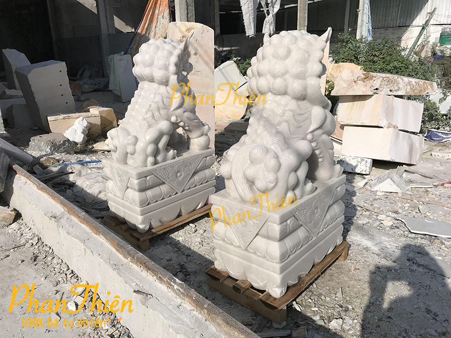 Cặp Tượng Kỳ Lân bằng đá Cẩm thạch trắng