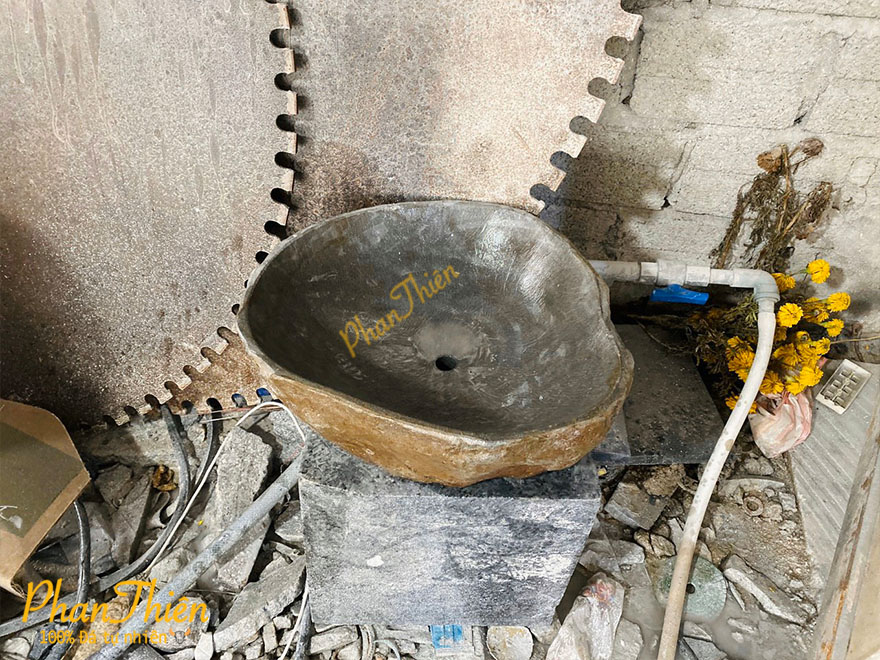 Lavabo Đá Cuội Tự Nhiên (L-15)