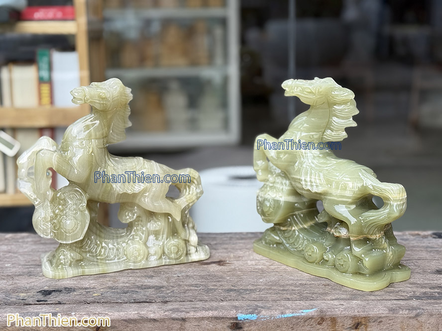 Tượng Ngựa đá Phong Thuỷ onyx xanh 20cm - NGUA-12