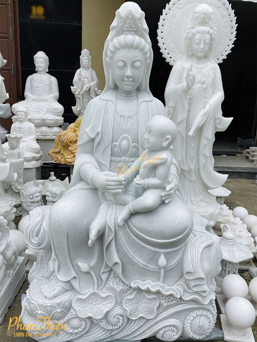 Tượng Phật Quan Âm Ngồi Đá Cẩm Thạch Trắng Xanh (QA-11)
