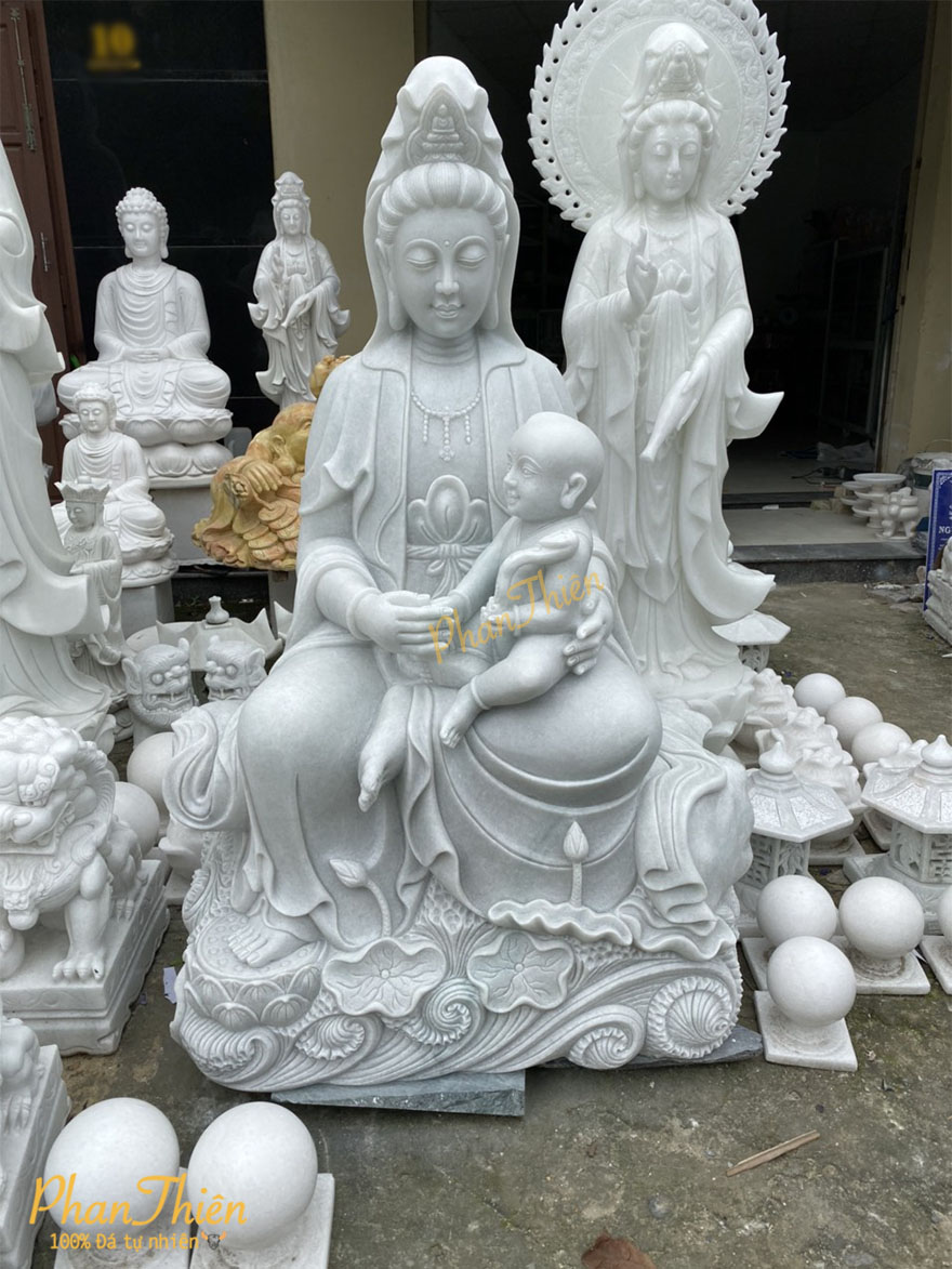 Tượng Phật Quan Âm Ngồi Đá Cẩm Thạch Trắng Xanh (QA-11)