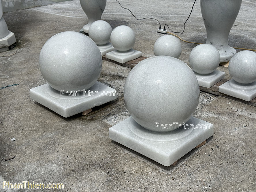 Quả cầu bằng đá tự nhiên 40cm - QCD-19