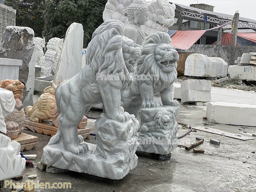 Tượng Sư tử đá đứng núi oai vệ 1,55m - ST-68
