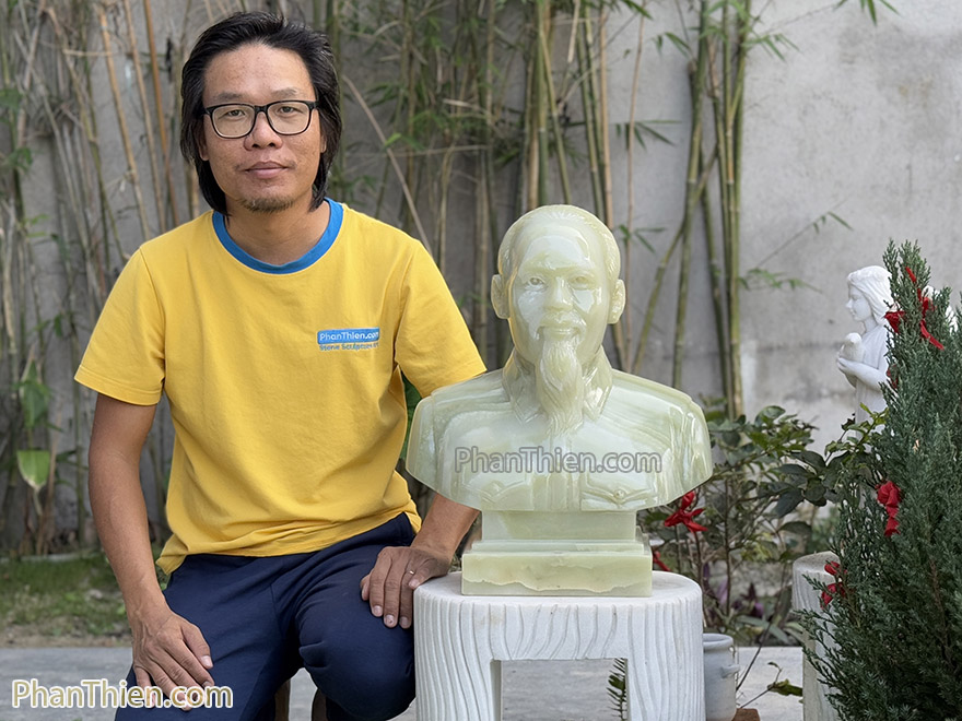 Tượng Chân Dung Bác Hồ Đá Cẩm Thạch Trắng (BHO-01)