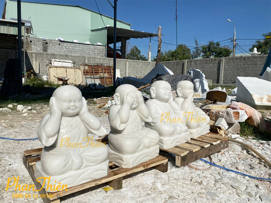 Tượng Chú Tiểu Tứ Không Đá Cẩm Thạch Trắng (CT-08)