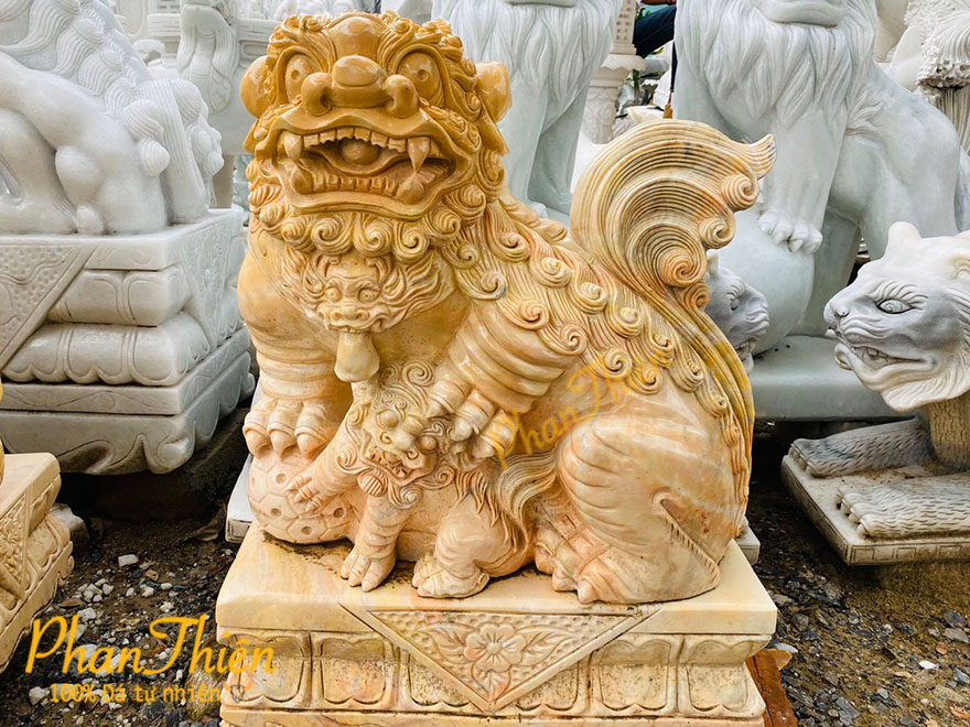 Tìm hiểu ý nghĩa hình tượng con Nghê trong phong thủy  Xưởng Gốm Sứ Việt   Sản Xuất Gốm Sứ Theo Yêu Cầu