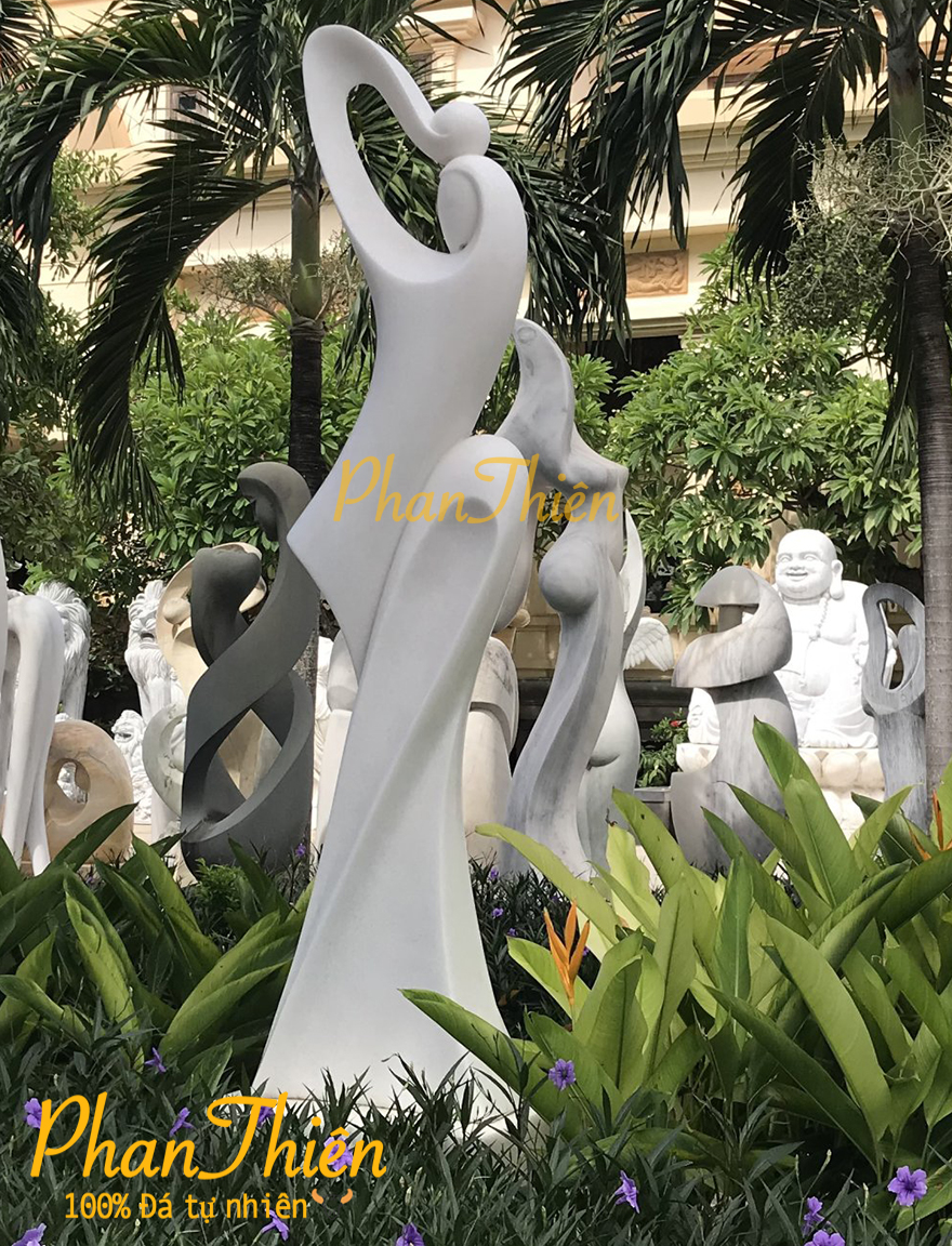 Tượng Nghệ Thuật (Đá Tự Nhiên) (NT09)