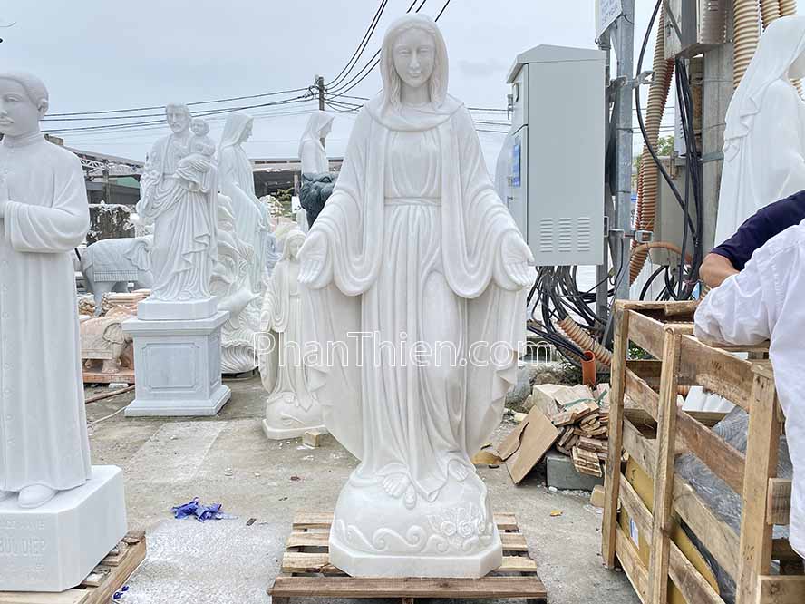 Tượng Đức Mẹ Ban Ơn bằng đá trắng đẹp 180cm - BO-85
