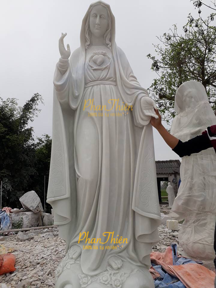 Tượng Đức Mẹ bằng Đá Tự Nhiên (DM-04)