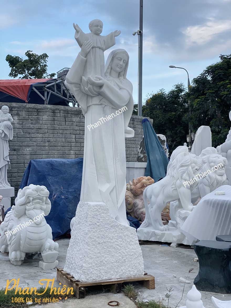 Tượng Đức Mẹ Maria Bồng Chúa ( Đức Mẹ Bãi Dâu) Đá Trắng (DM-61)