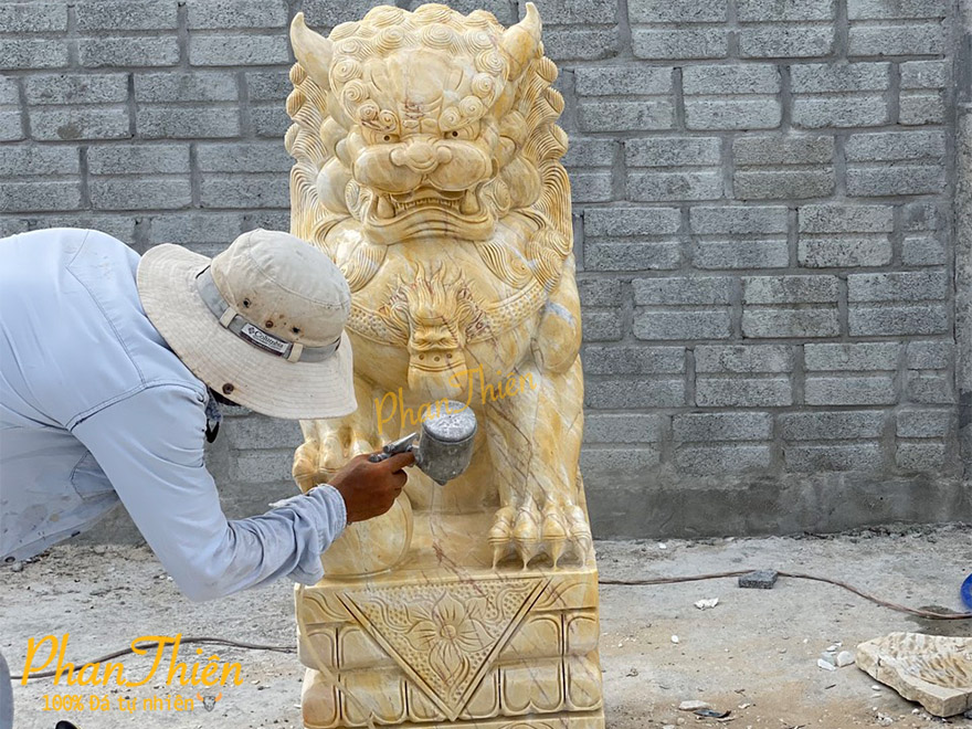 Tượng Kỳ Lân Đá Cà Rốt Vàng (KL-20)