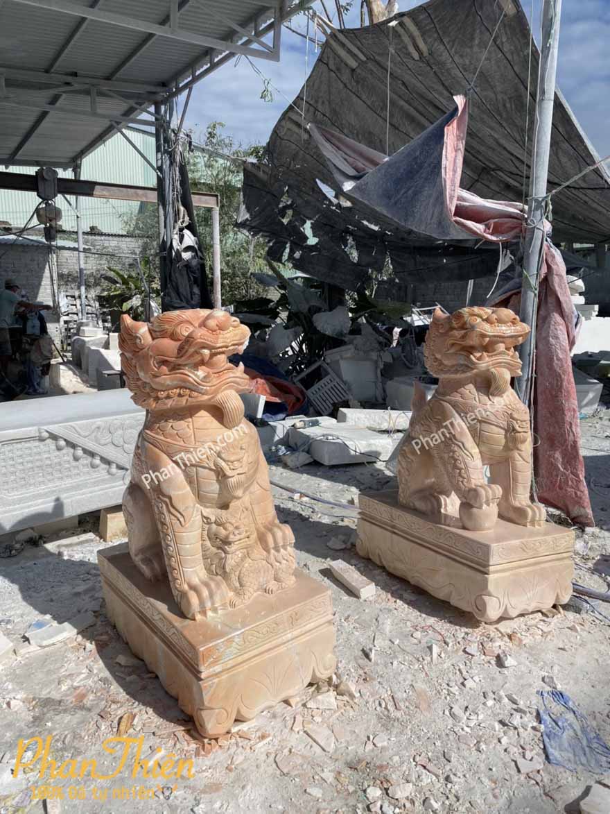 Tượng Nghê Việt Đá Cà Rốt Vàng (N-09)