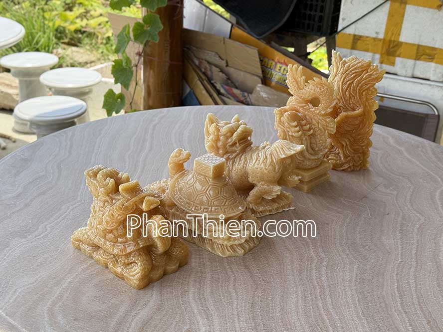 Tượng Ngũ Linh bằng đá ngọc Hoàng Long 25cm - NL-2