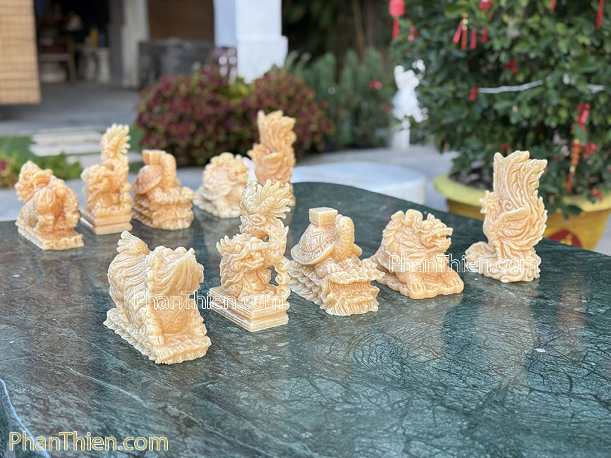 Tượng Ngũ Linh bằng đá ngọc Hoàng Long - NL-1