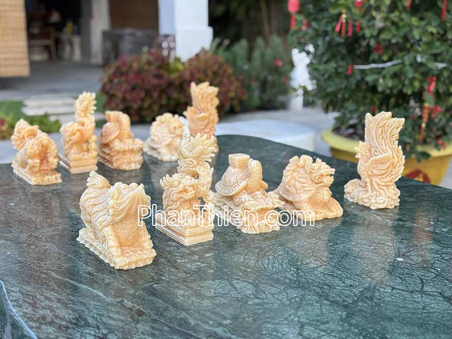 Tượng Ngũ Linh bằng đá ngọc Hoàng Long - NL-1