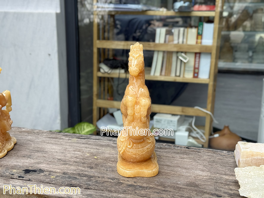 Tượng Ngựa bằng đá ngọc Hoàng Long 20cm - NGUA-10