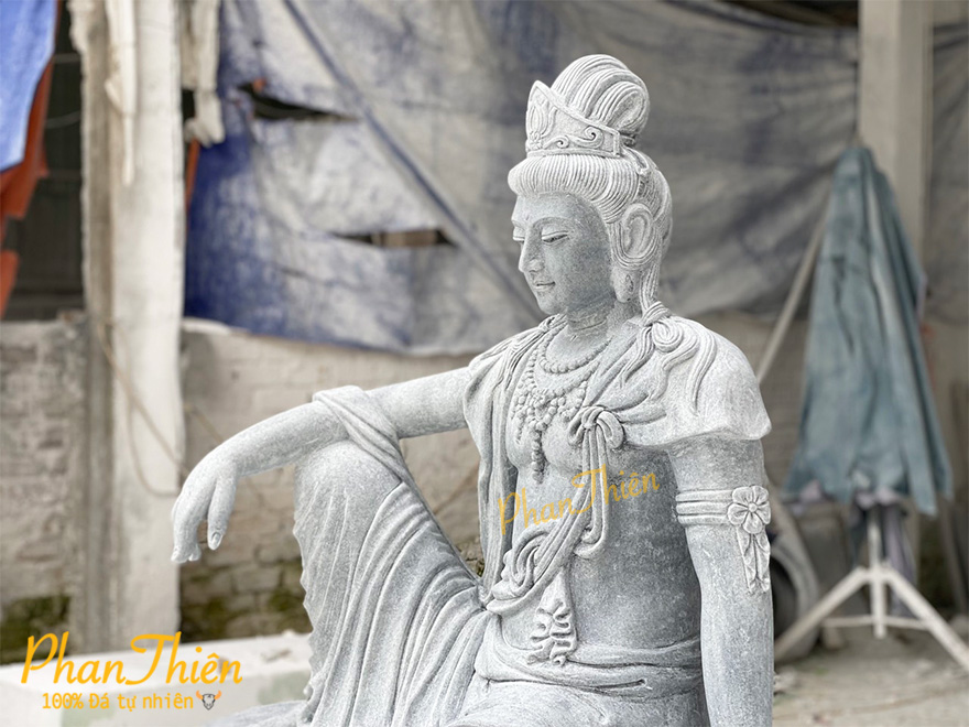 Tượng Phật Bà Quan Âm Tự Tại Đá Cẩm Thạch Đen (QA-25)