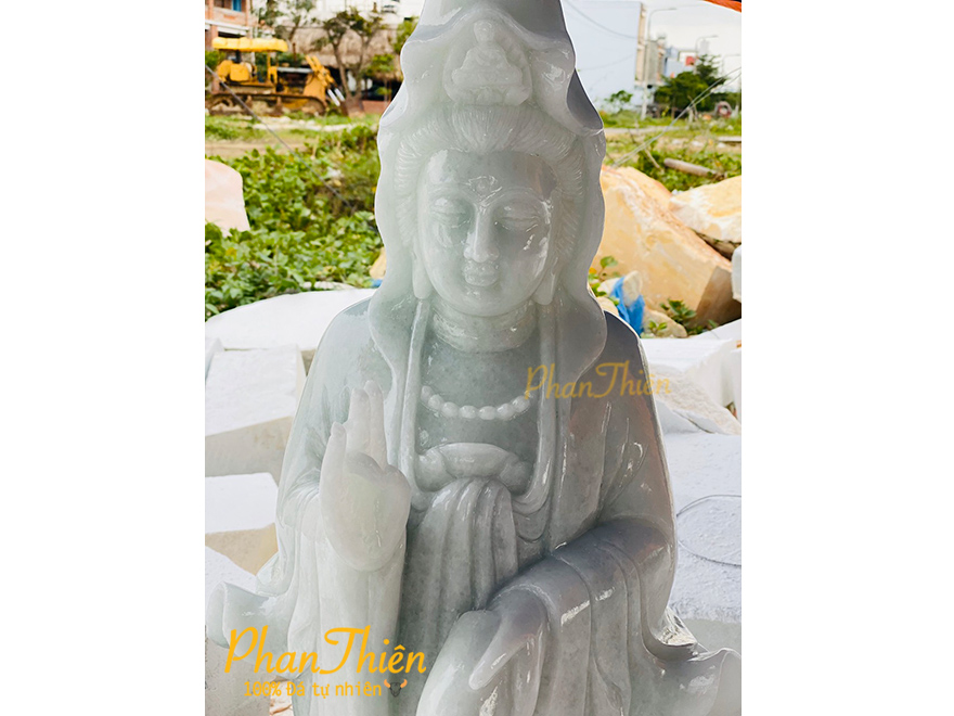 Tượng Phật Quan Âm bằng Đá Cẩm Thạch Xanh Nhạt (QA-06)