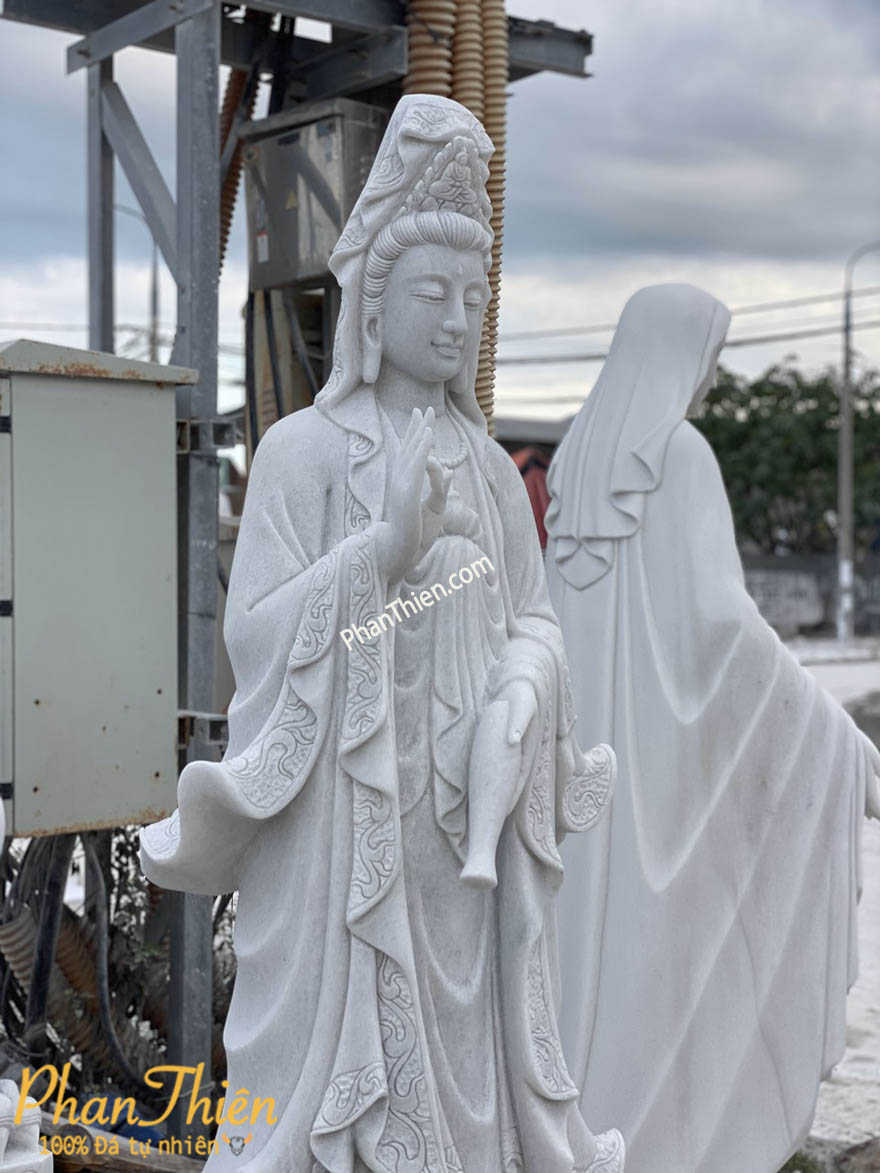 Tượng Phật Quan Âm bằng Đá Trắng Xanh (QA-49)