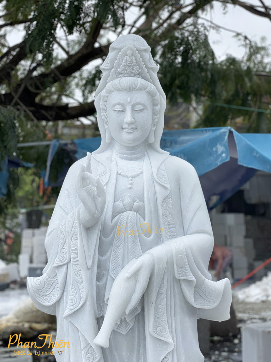 Tượng Phật Quan Âm Đá Cẩm Thạch Trắng Xanh Nhẹ (QA-29)