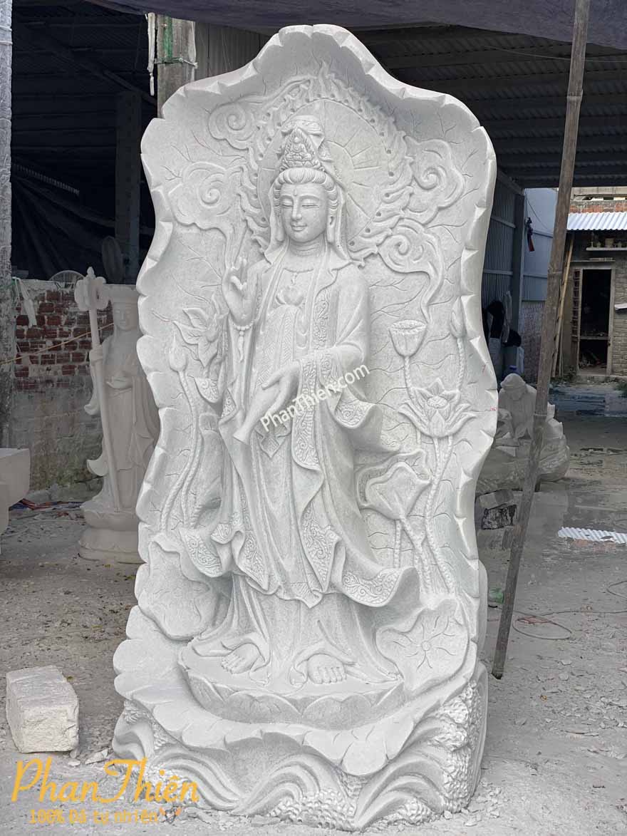 Tượng Phật Quan Âm Đá Cẩm Thạch Trắng Xanh (QA-43)