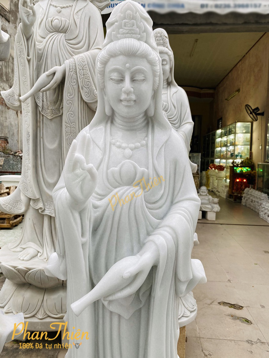 Tượng Phật Quan Âm Đá Cẩm Thạch Xanh Nhạt (QA-07)