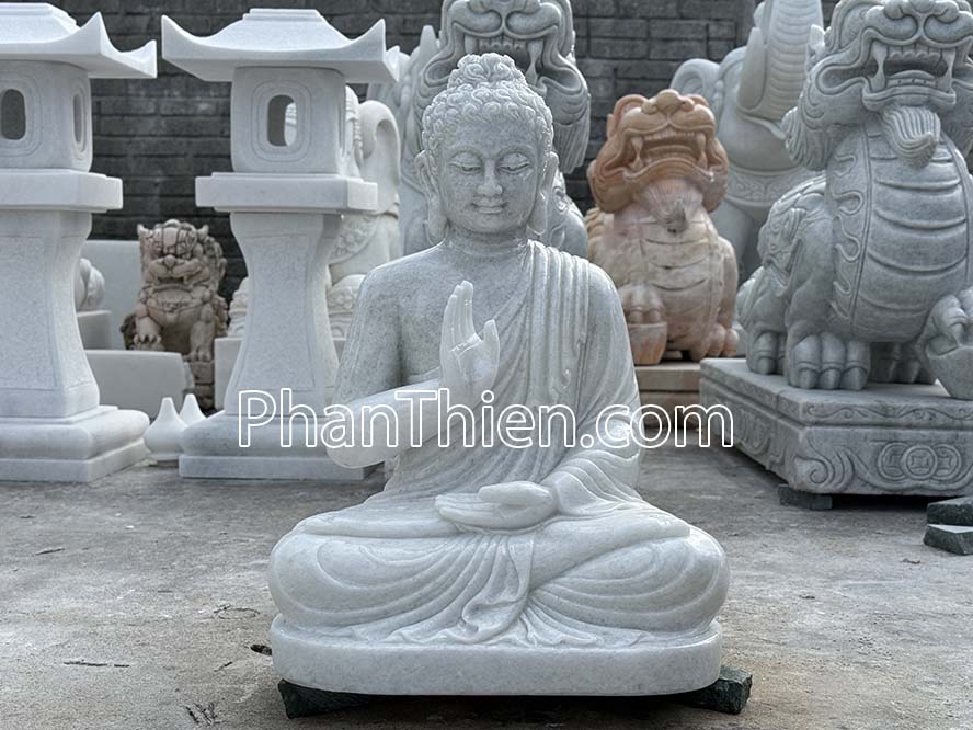 Tượng Phật Thích Ca bằng đá tự nhiên