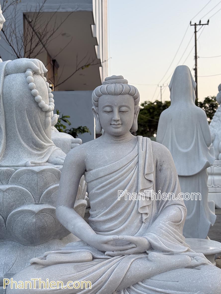 Tượng Phật Thích Ca bằng đá xám nhẹ - TC-49