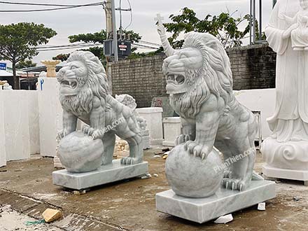 Tượng Sử Tử Đá Trắng Trong Xanh (ST-27)