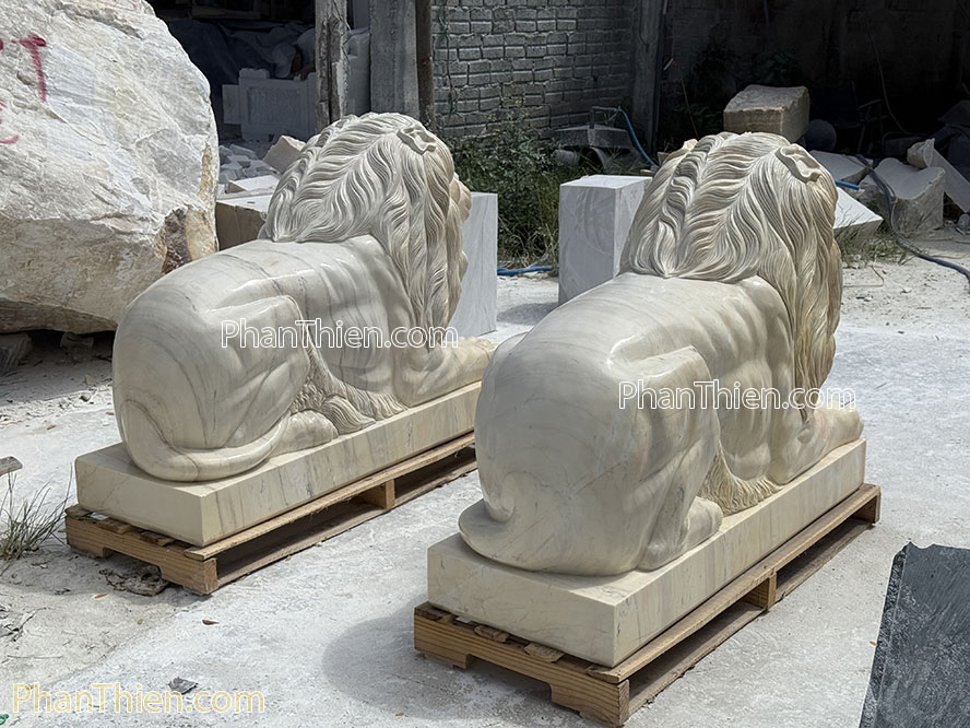 Tượng Sư tử nằm bằng đá tự nhiên - ST-66