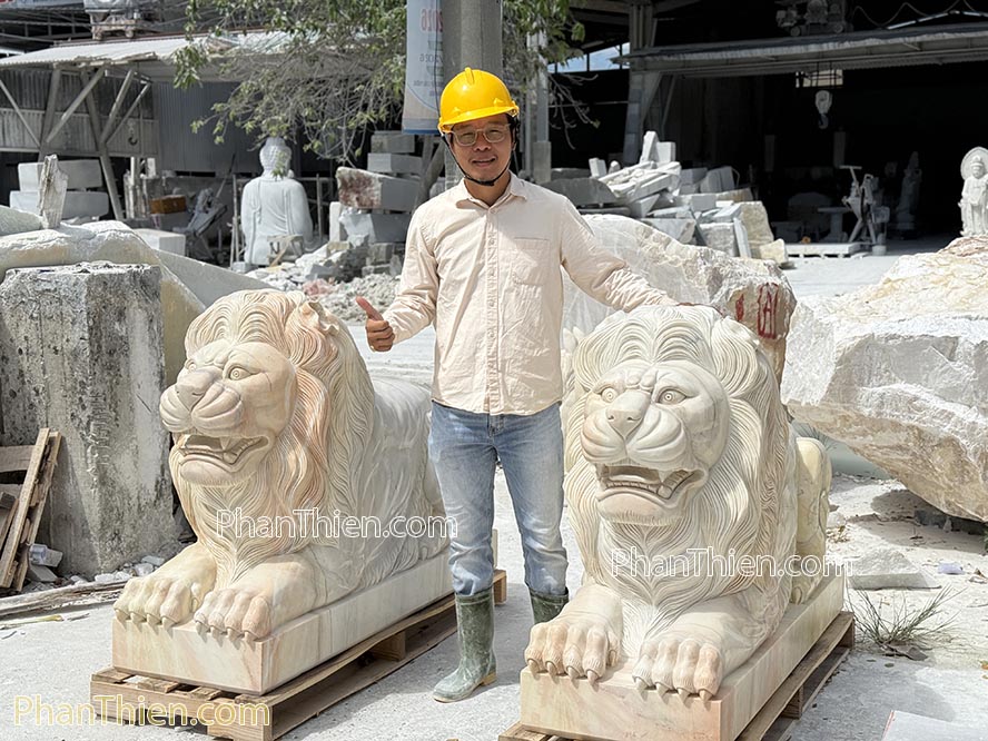 Tượng Sư tử nằm bằng đá tự nhiên - ST-66